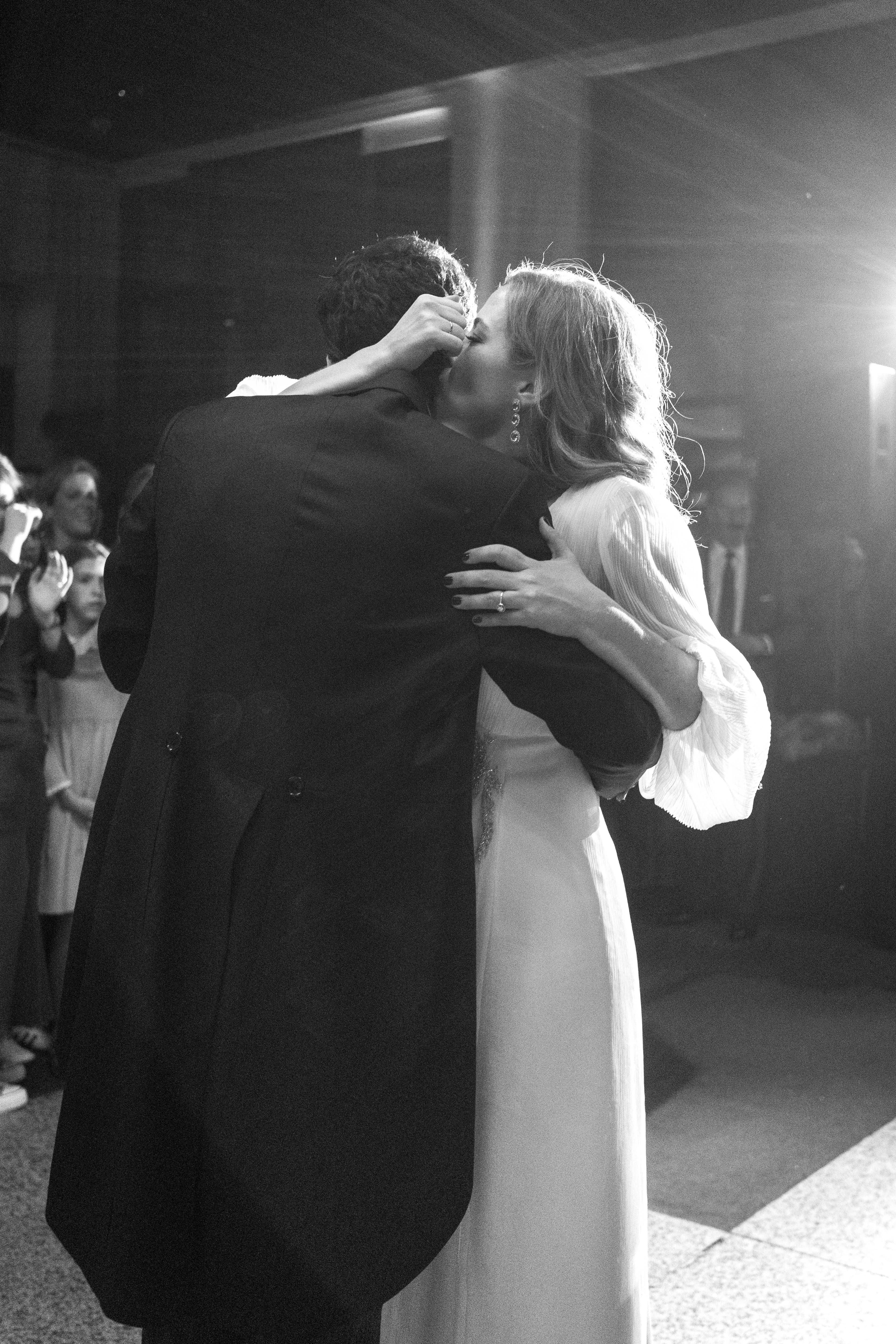 R & J wedding day — luxury wedding photography by So'Bless