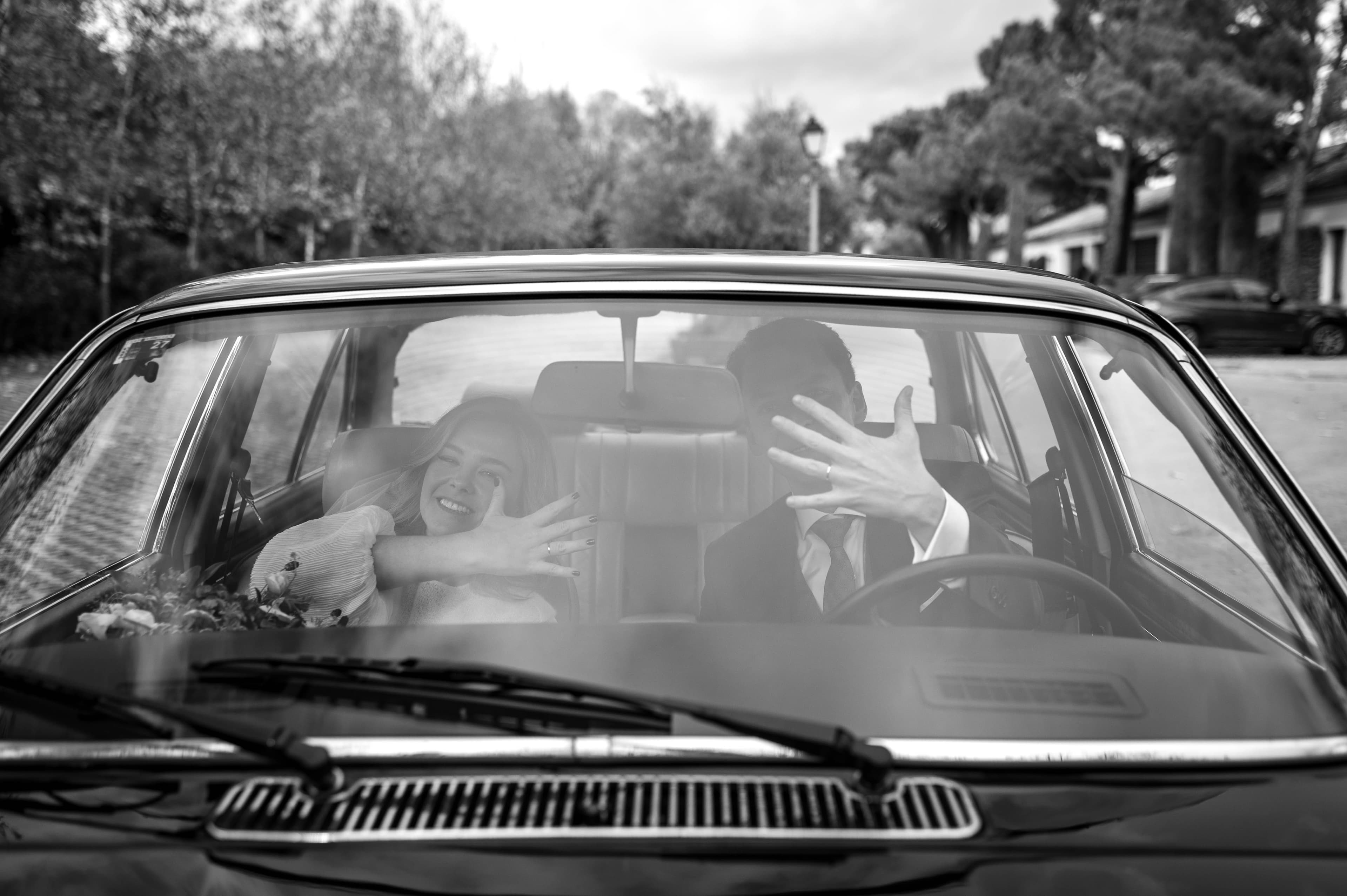 R & J — wedding photography by So'Bless